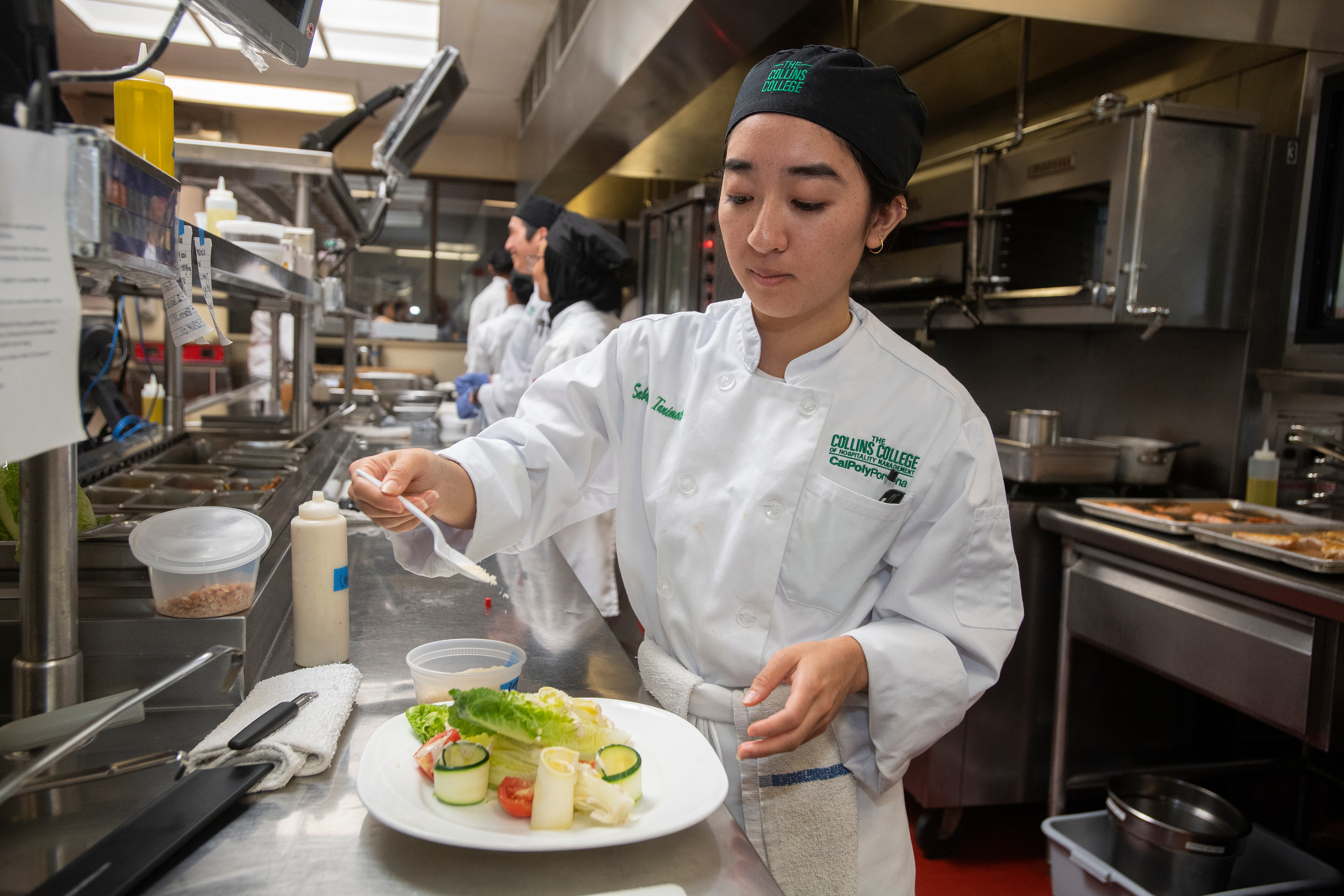 CPP Studentcooking in a kitchen